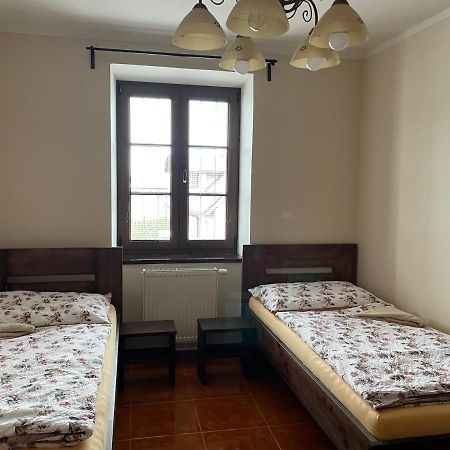 Cetnicka Stanice Hluboka Hluboká nad Vltavou Εξωτερικό φωτογραφία