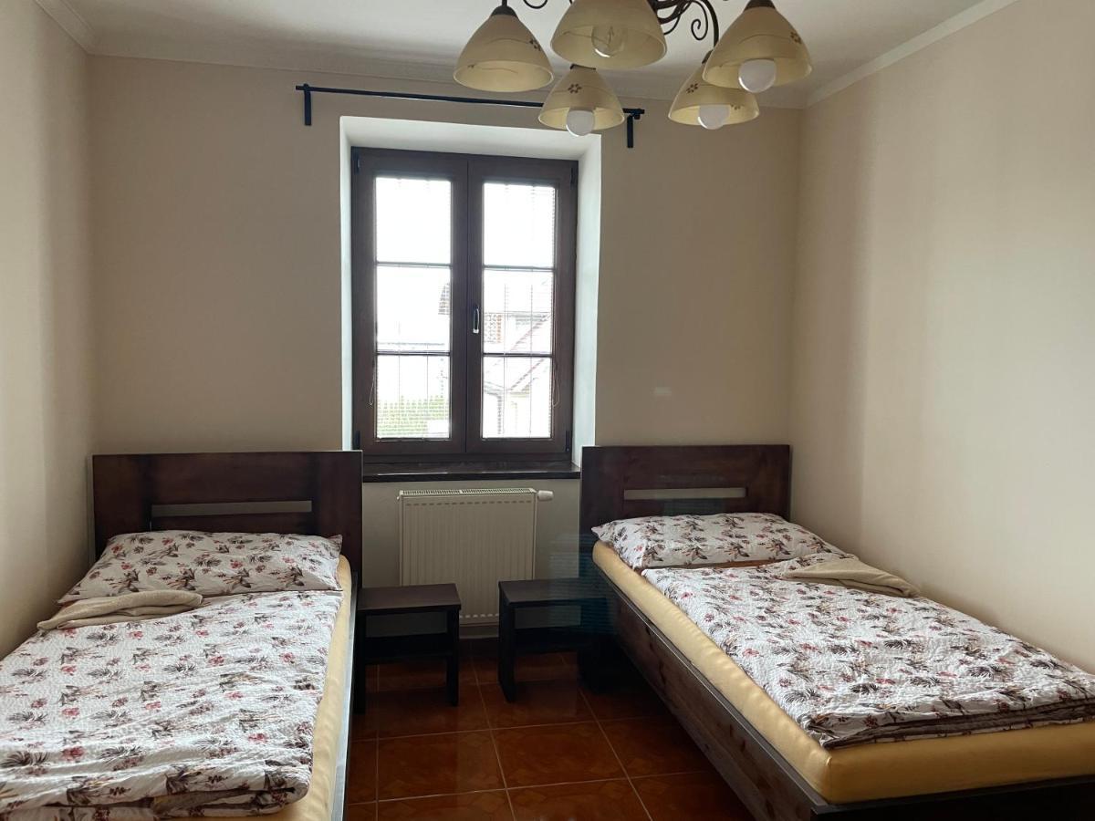 Cetnicka Stanice Hluboka Hluboká nad Vltavou Εξωτερικό φωτογραφία