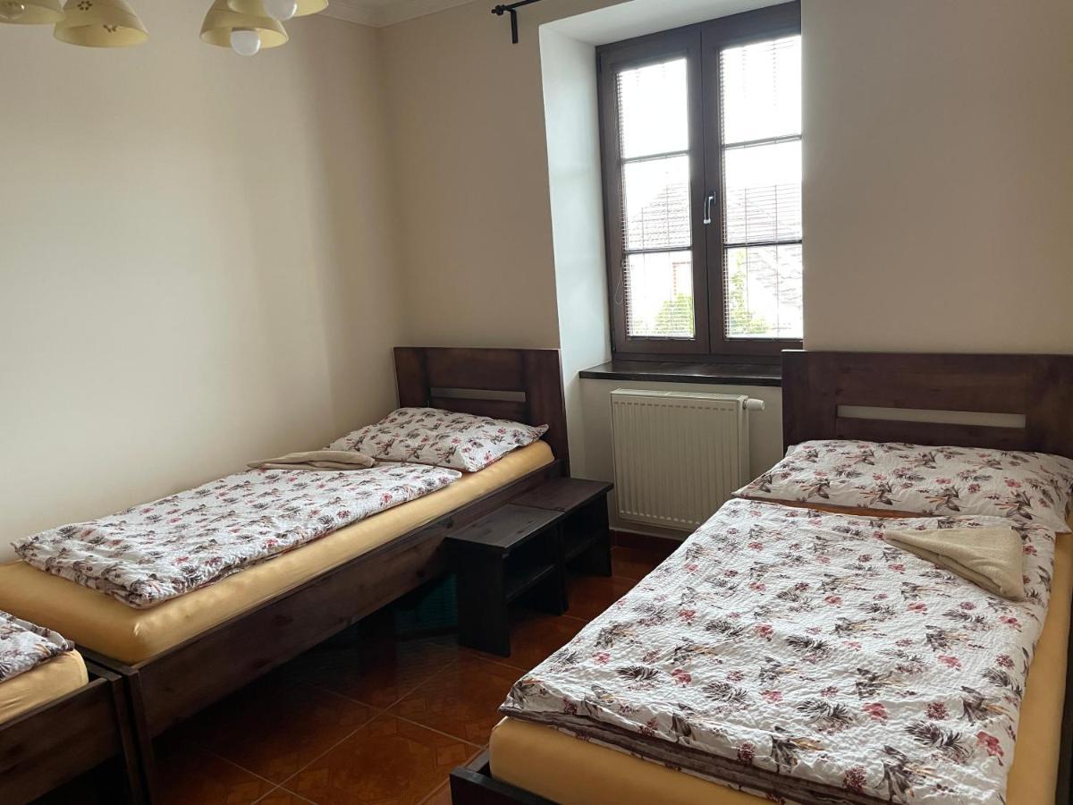 Cetnicka Stanice Hluboka Hluboká nad Vltavou Εξωτερικό φωτογραφία